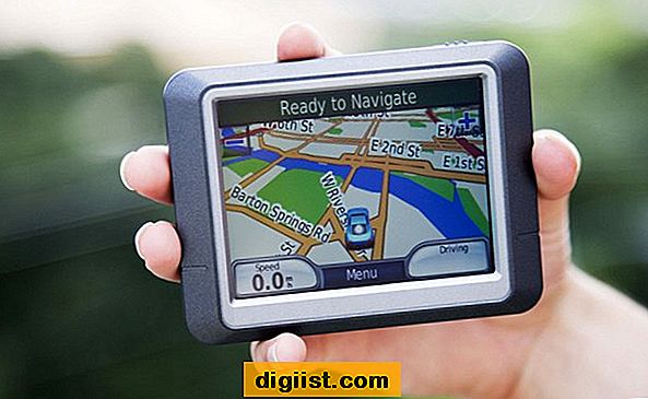 هل تتطلب أجهزة GPS اشتراكات؟