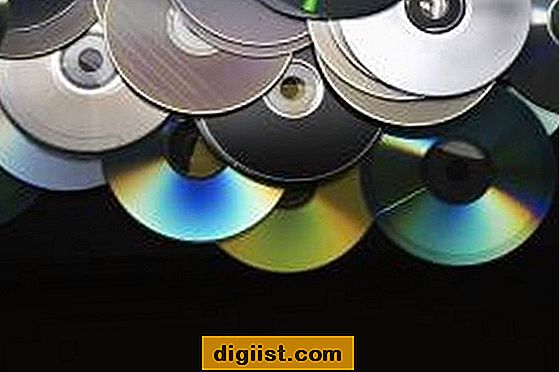 Cara Menghubungkan Pemutar CD ke Speaker