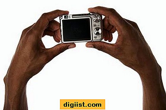 Как да поставите снимки на Phillips Digital Photo Frame с помощта на USB порта