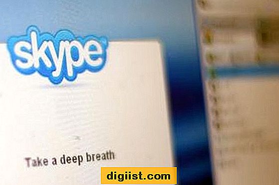 هل يمكن حذف جانبي دردشة Skype؟